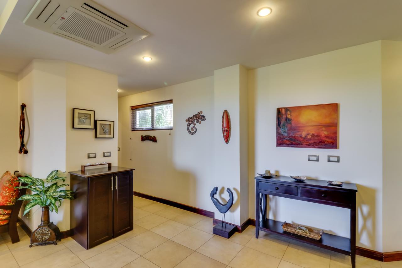Naxos 15 Apartment Tamarindo Bagian luar foto